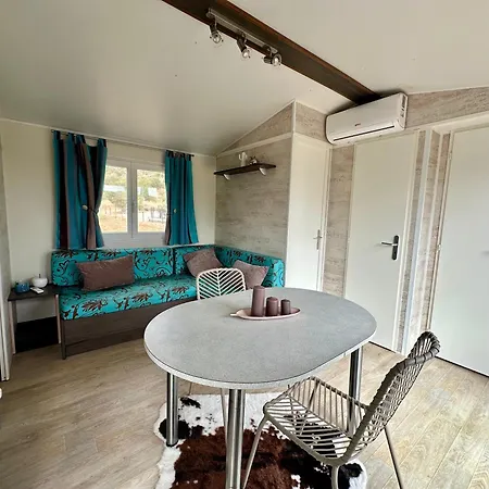 Casa Real * Mem Moniz